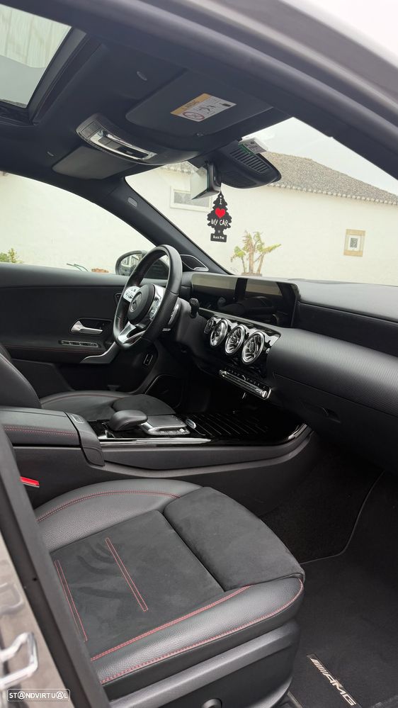 Mercedes-Benz A 250 e AMG Line - 13