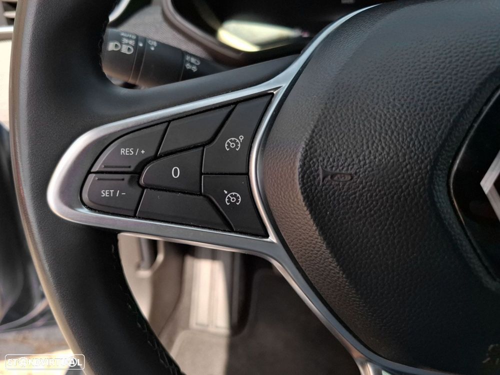 Renault Clio 1.0 TCe Evolution — fotografia 17