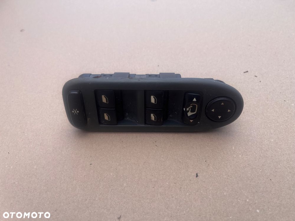Panel szyb lusterek citroen c5 2001-2008 - 1