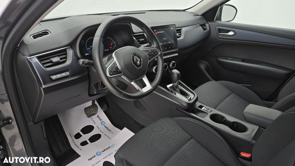 Renault Arkana E-TECH 145 Evolution - 14