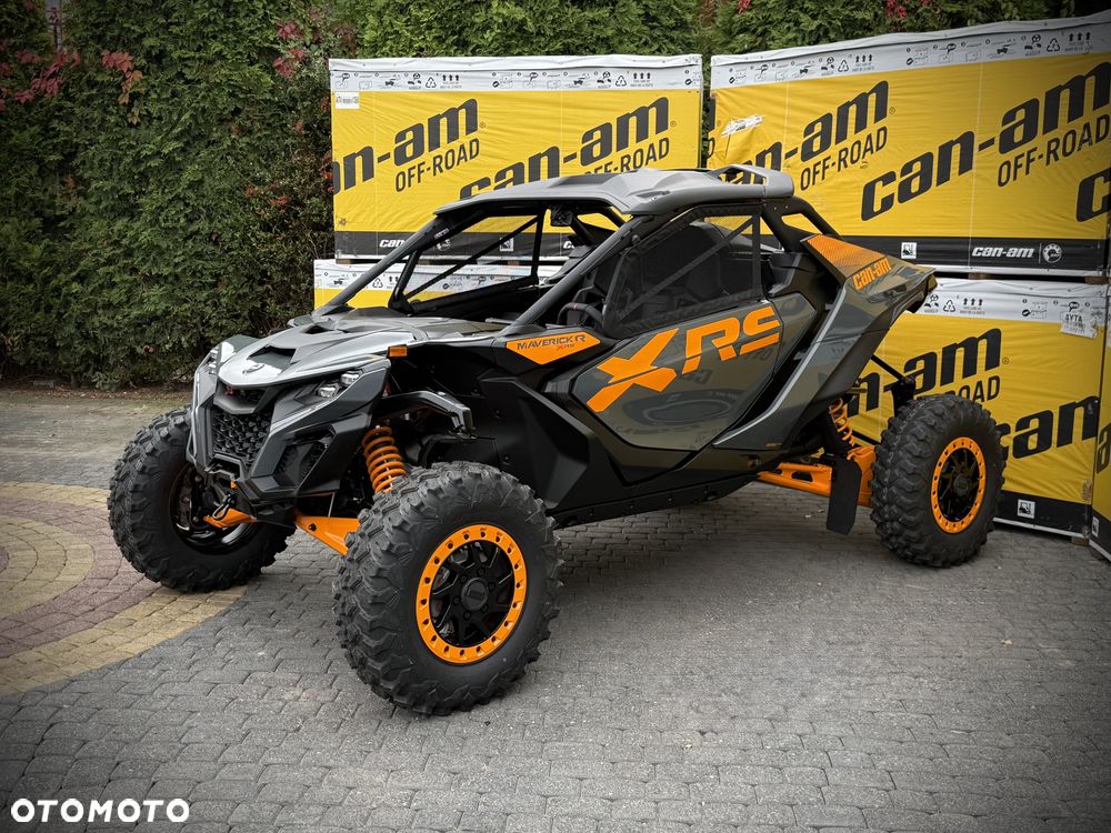 Can-Am Maverick - 1