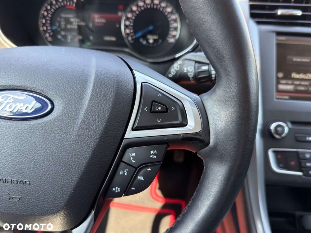 Ford Mondeo - 18