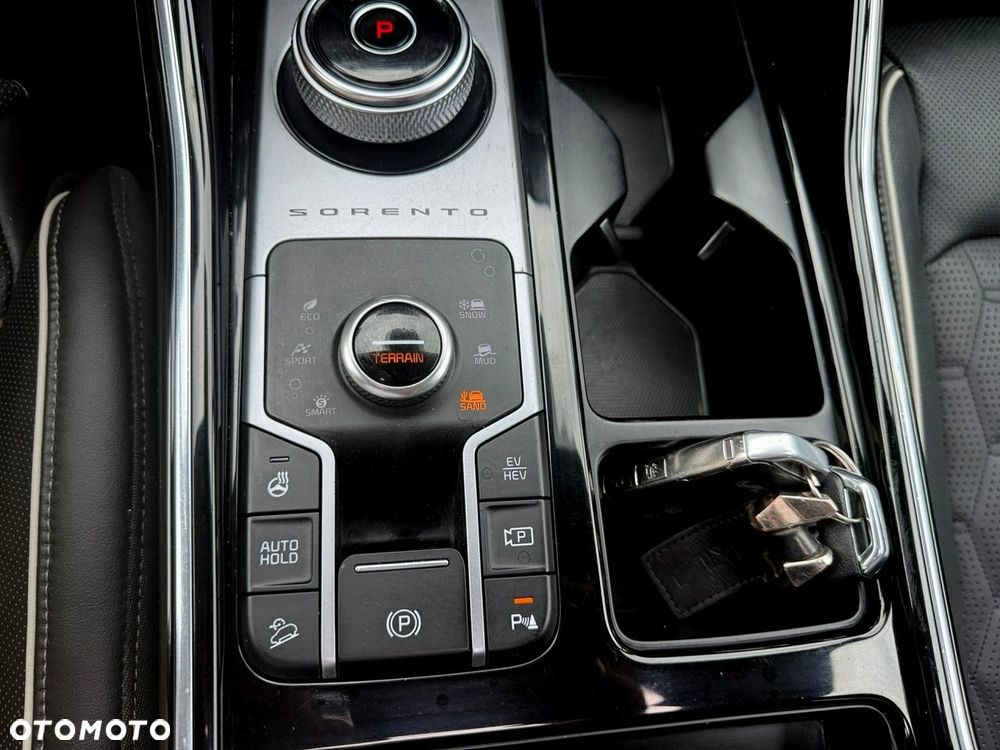Kia Sorento - 30