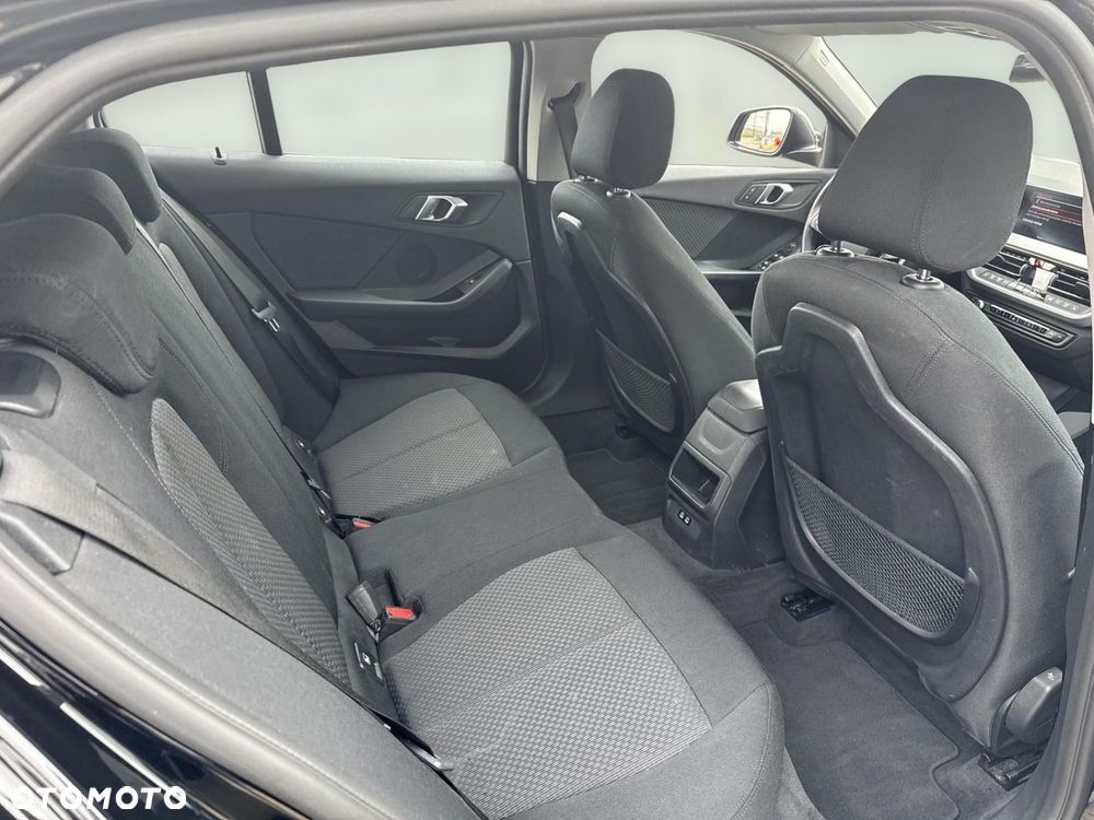 BMW Seria 1 118i Advantage - 9