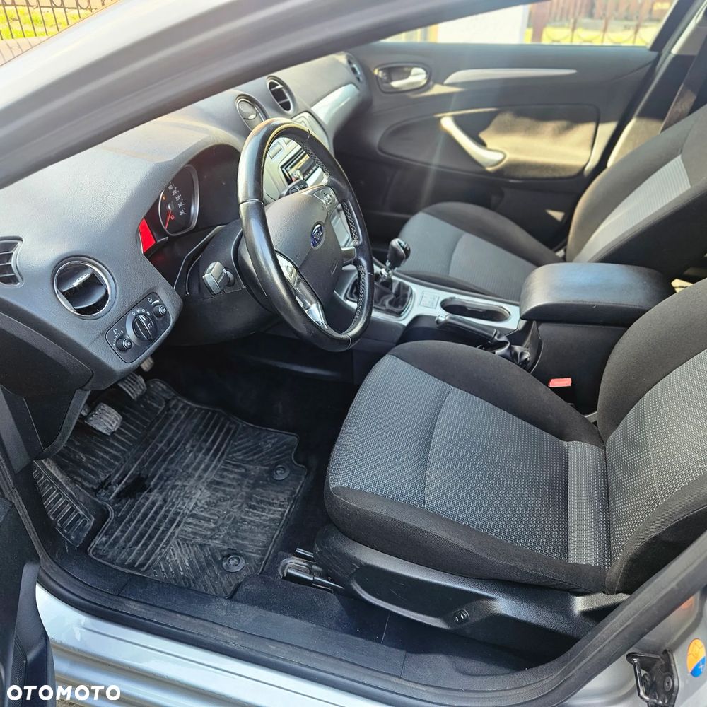 Ford Mondeo SW 2.0 TDCi Business Edition - 12