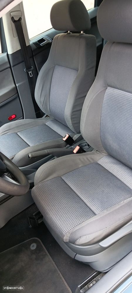 VW Polo 1.4 TDi Confortline - 13