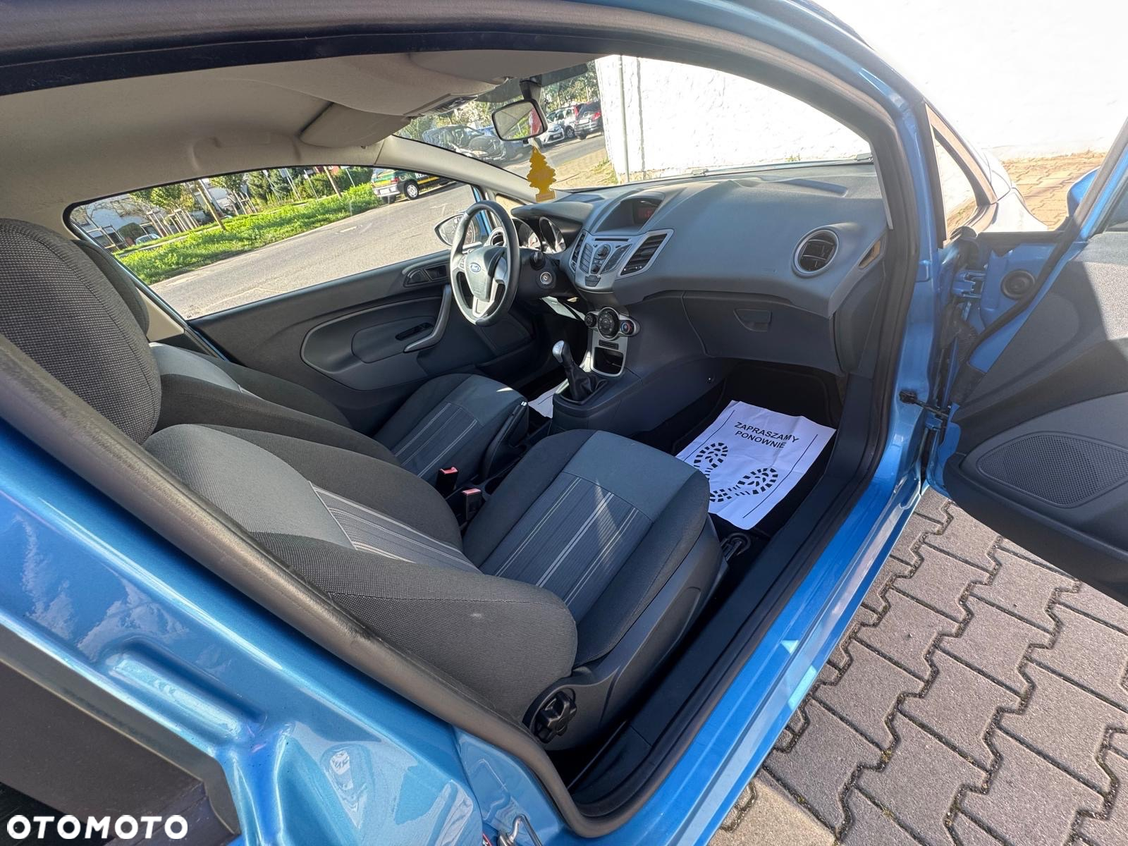 Ford Fiesta 1.25 Ambiente - 8