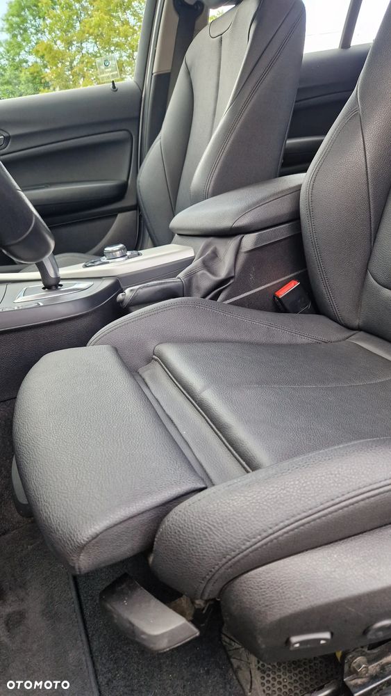 BMW Seria 1 118d Sport Line - 13