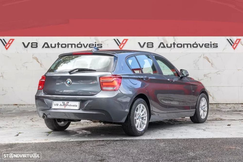 BMW 116 i Aut. Sport Line - 3