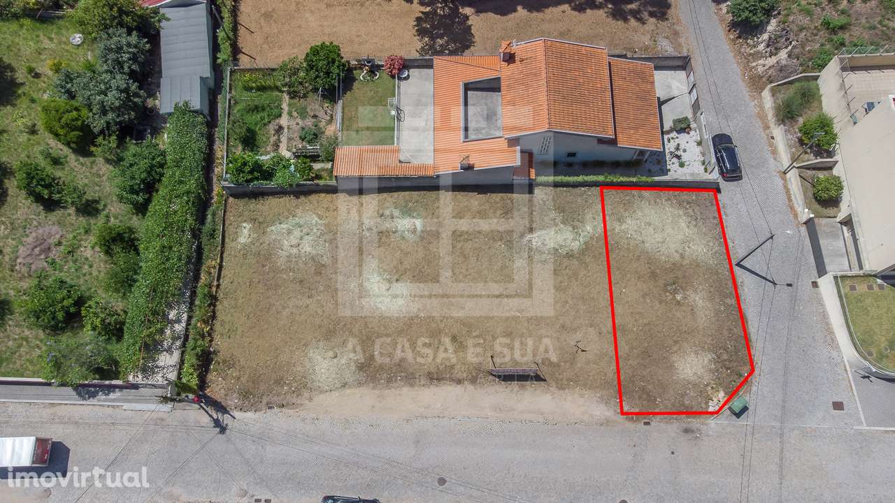 Terreno com 219 m2 e projeto em aprovação em Canelas, V.N. Gaia - Grande imagem: 2/19