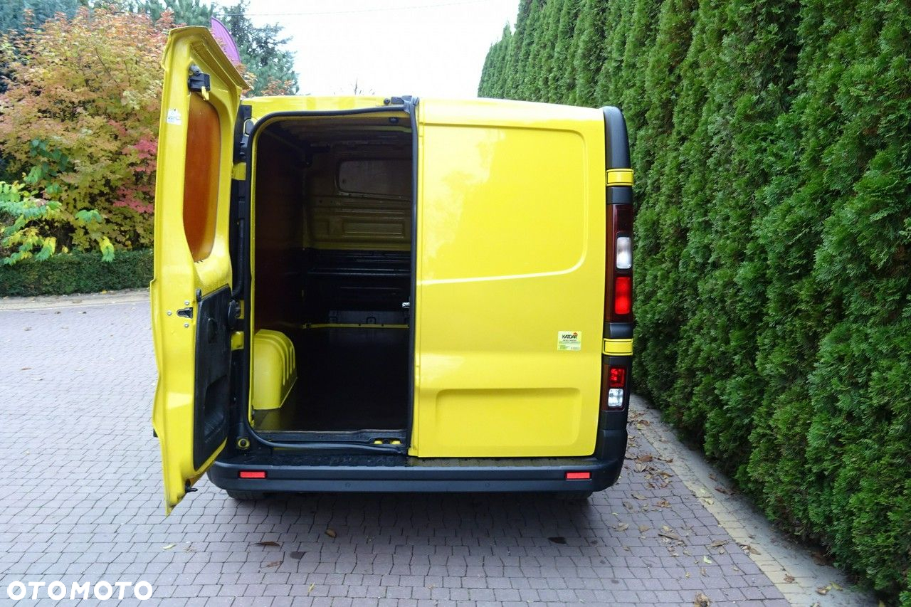 Opel Vivaro - 23