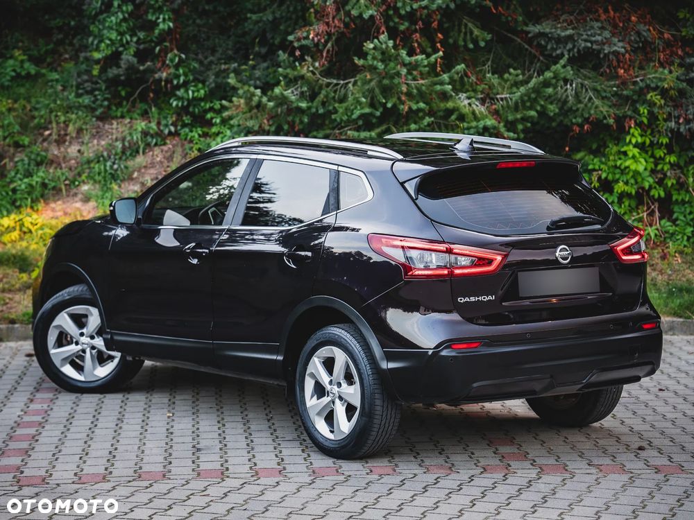Nissan Qashqai 1.3 DIG-T N-WAY - 16