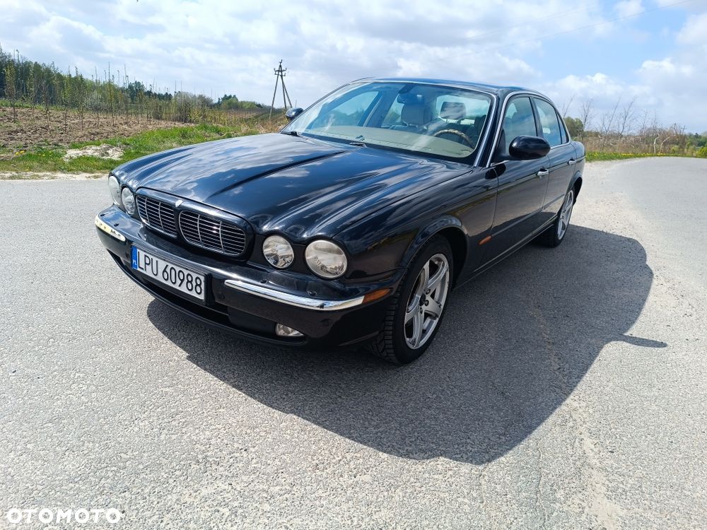 Jaguar XJ - 1