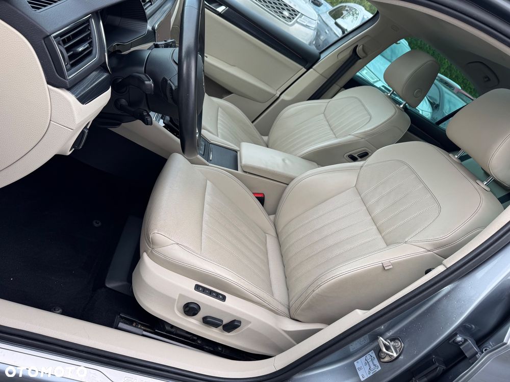 Skoda Superb 2.0 TSI Sportline DSG - 17