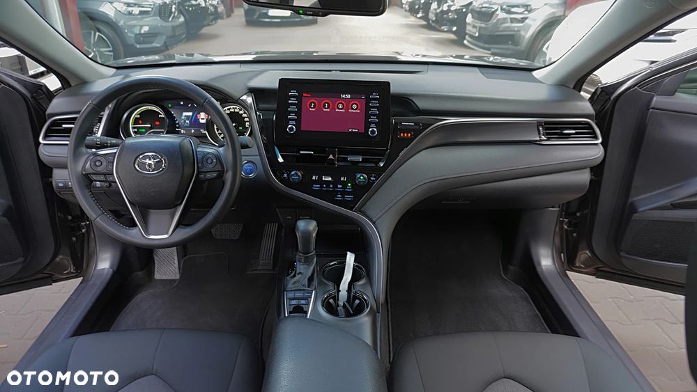 Toyota Camry - 14