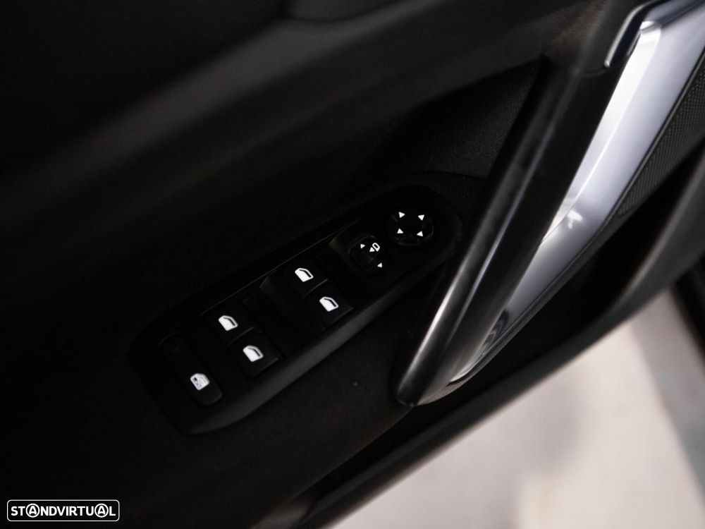 Peugeot 308 SW 1.5 BlueHDi Style - 17