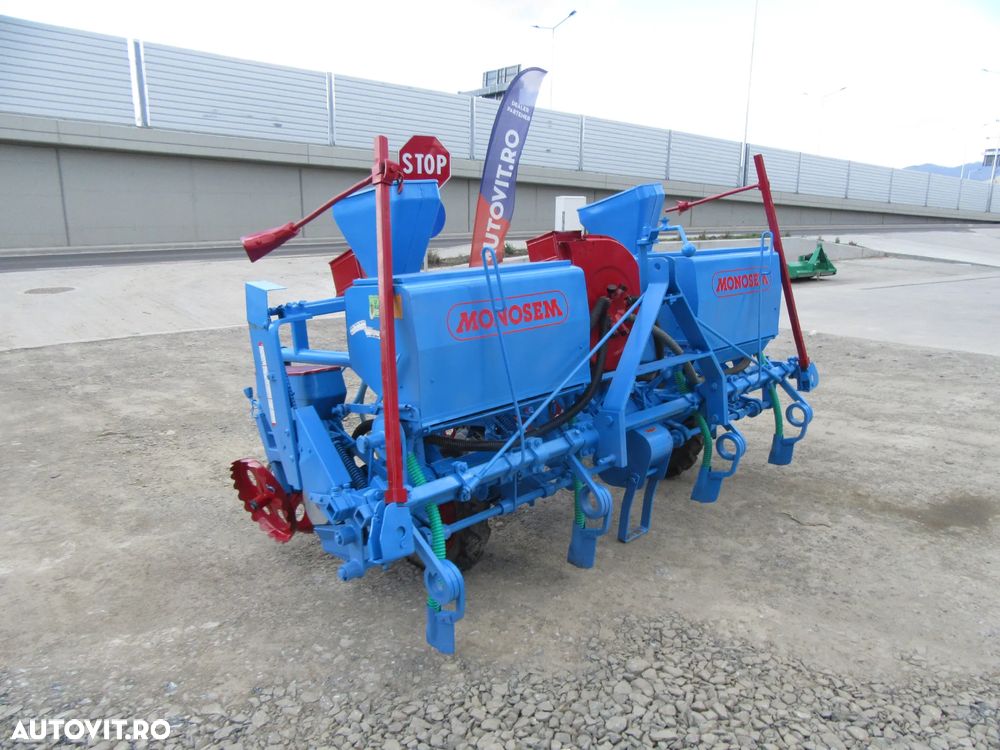 MONOSEM Semanatoare de porumb 4 randuri - 3