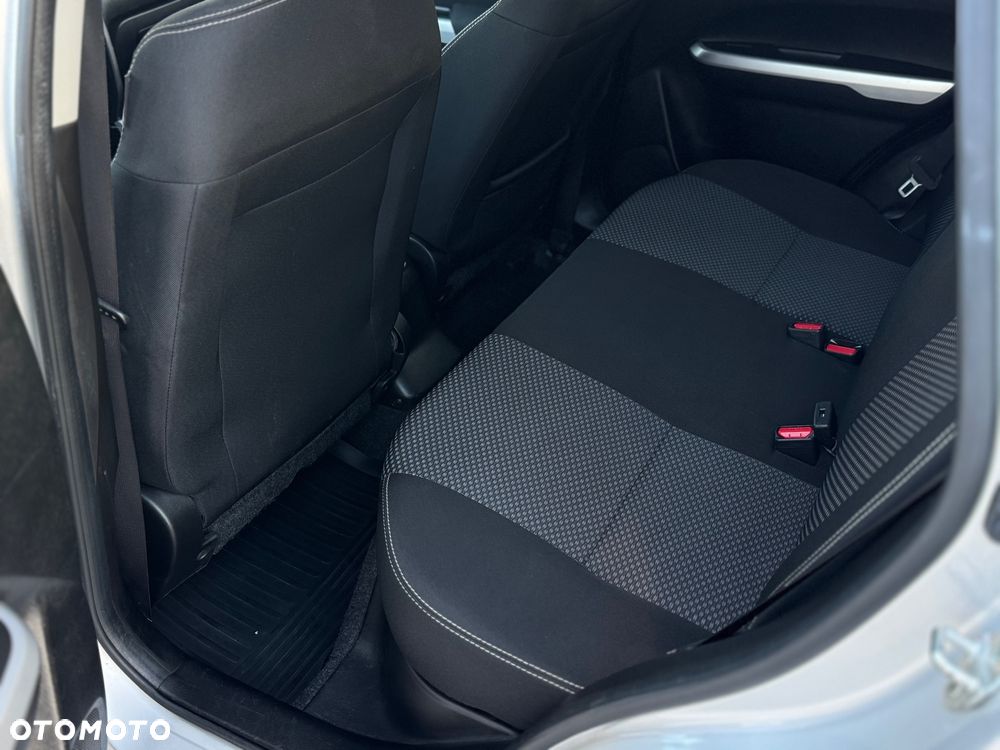 Suzuki Vitara 1.6 (4x4) Allgrip Comfort - 11