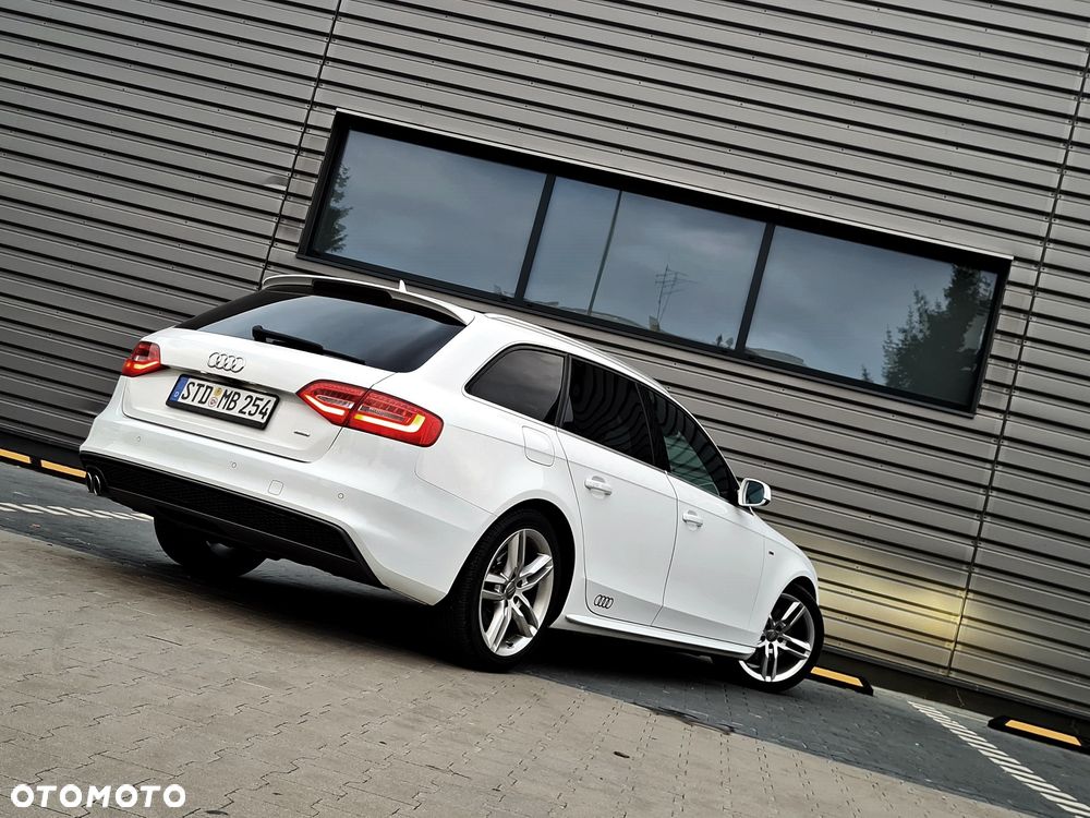 Audi A4 Avant 2.0 TDI DPF quattro S tronic S line Sportpaket - 33