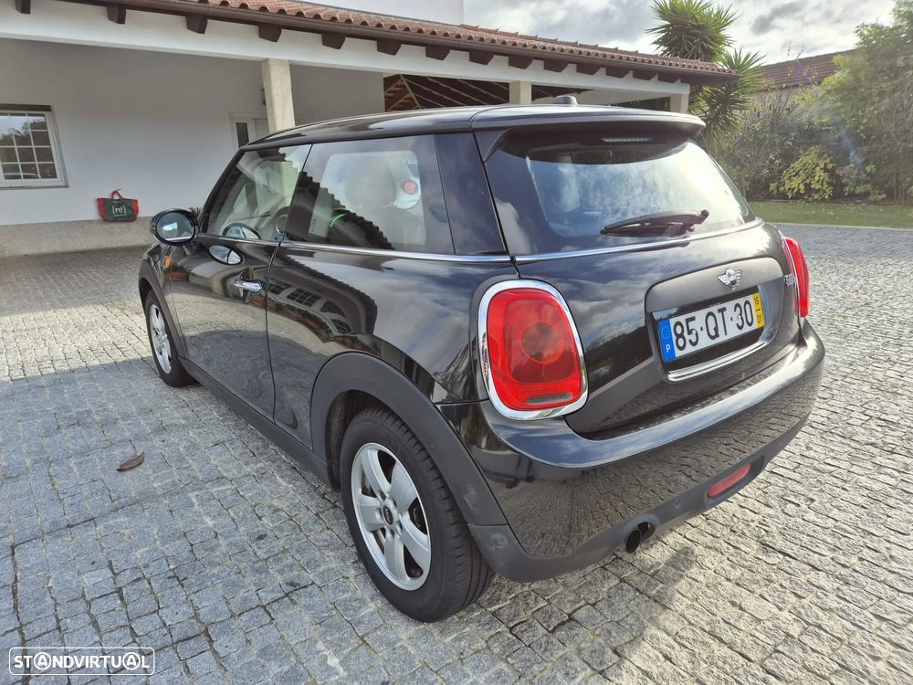 MINI 3 Portas One D - 7