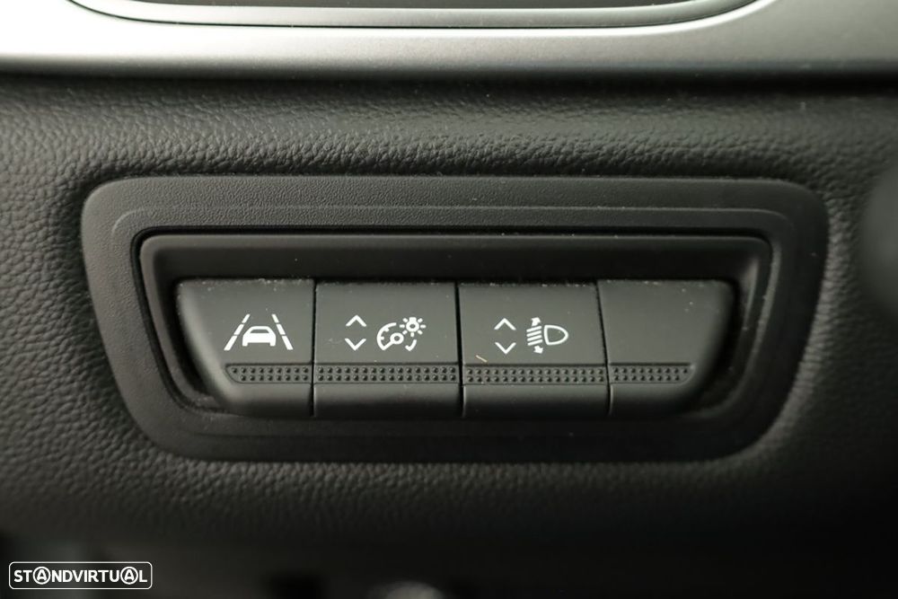 Renault Captur 1.0 TCe Techno Bi-Fuel - 20