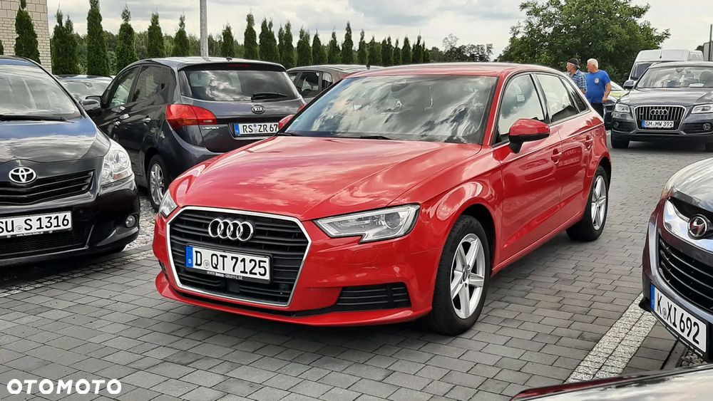 Audi A3 Sportback 2.0 TDI S tronic design - 8