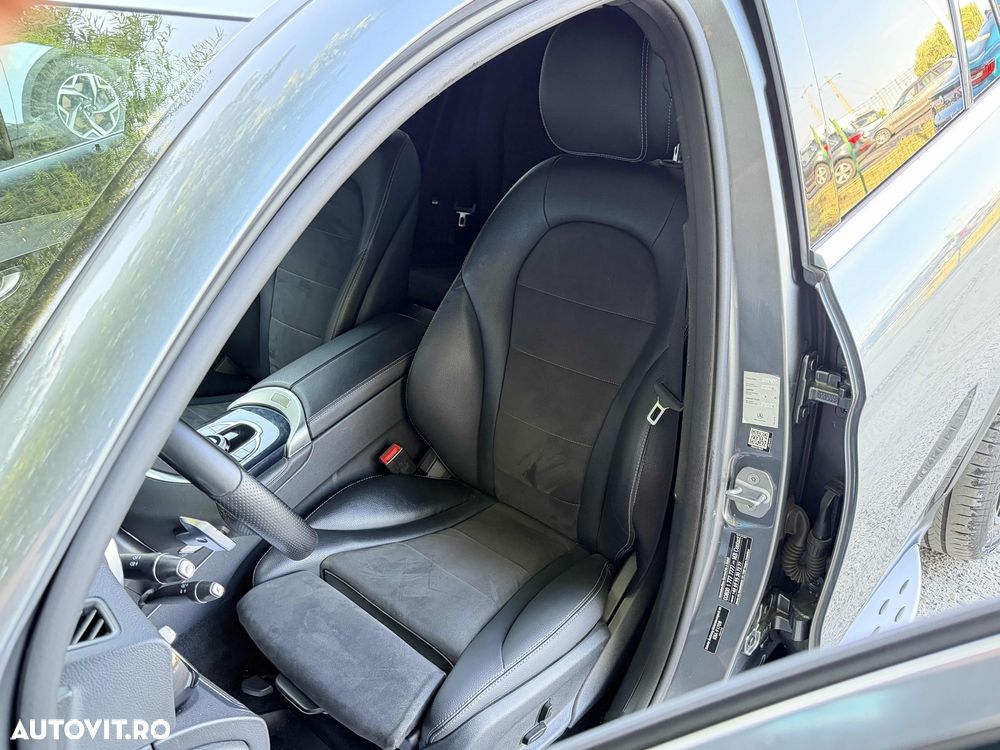 Mercedes-Benz GLC Coupe 250 d 4Matic 9G-TRONIC AMG Line - 14