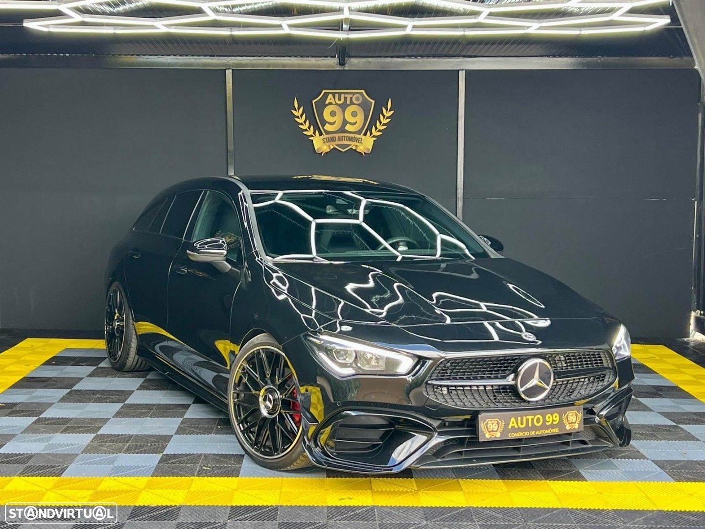 Mercedes-Benz CLA 200 d Shooting Brake AMG Line Aut. - 1