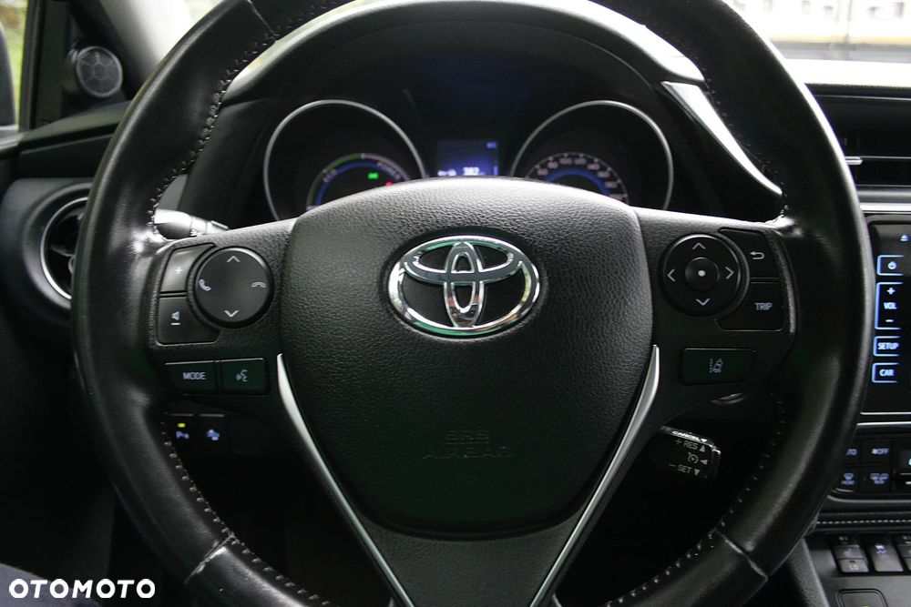 Toyota Auris 1.8 HSD Luna - 18