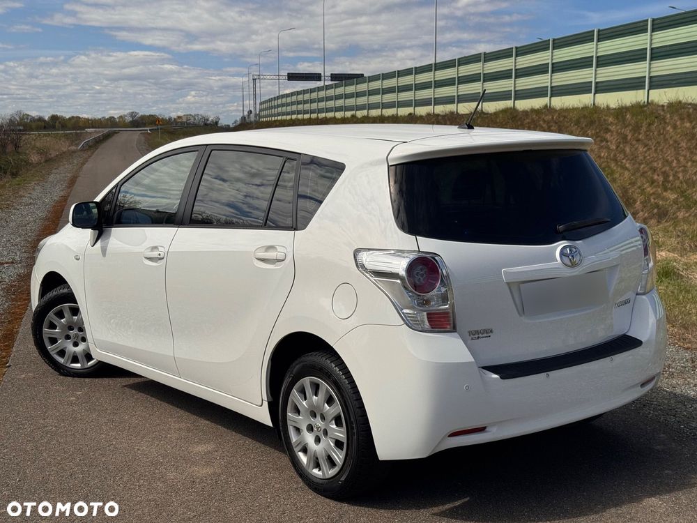 Toyota Verso 1.6 7-Sitzer Life - 18