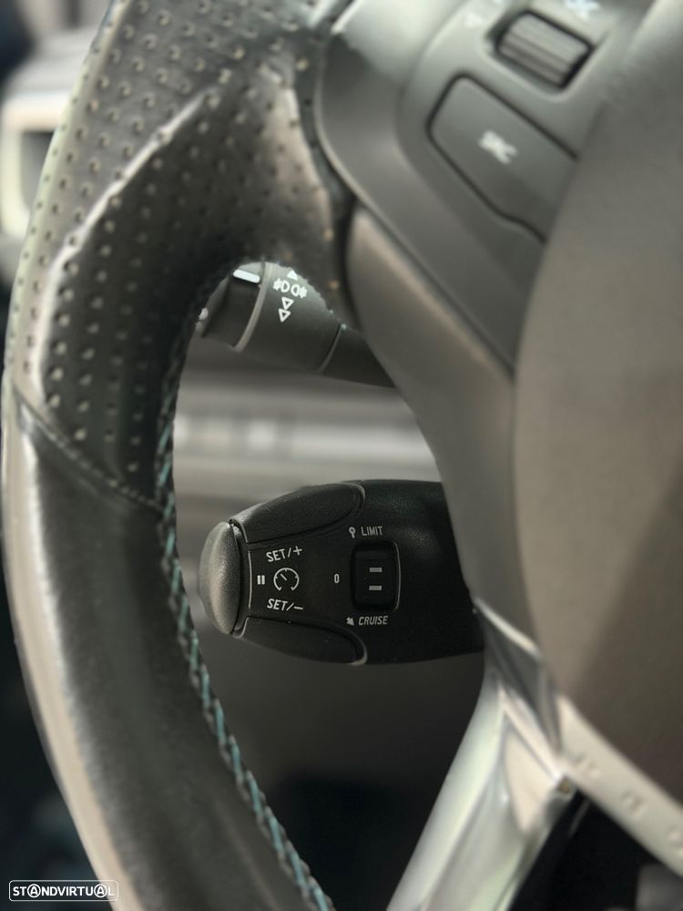 Peugeot 2008 1.2 PureTech Crossway - 21