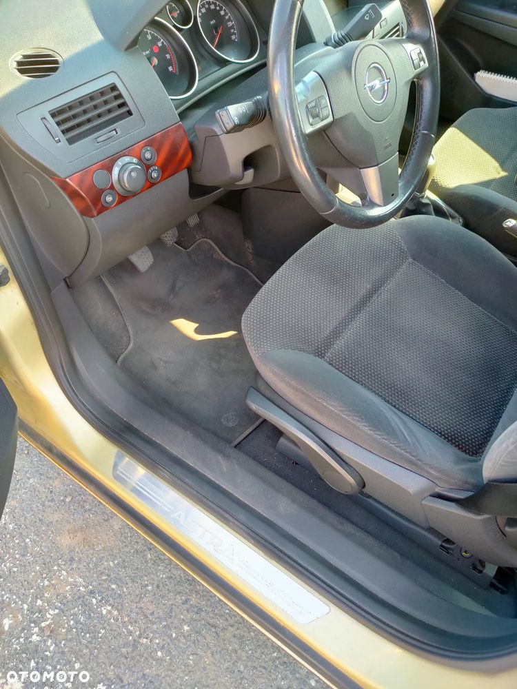 Opel Astra 1.8 Elegance - 29