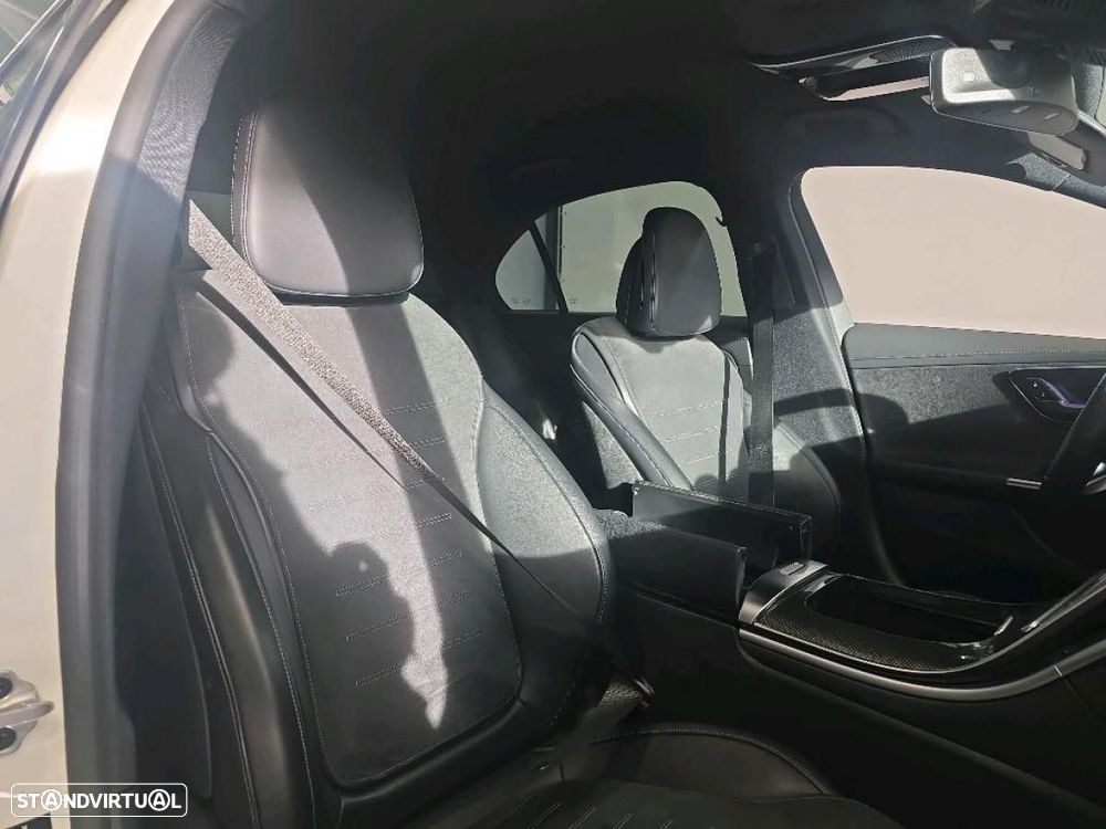 Mercedes-Benz C 300 d AMG Line - 3