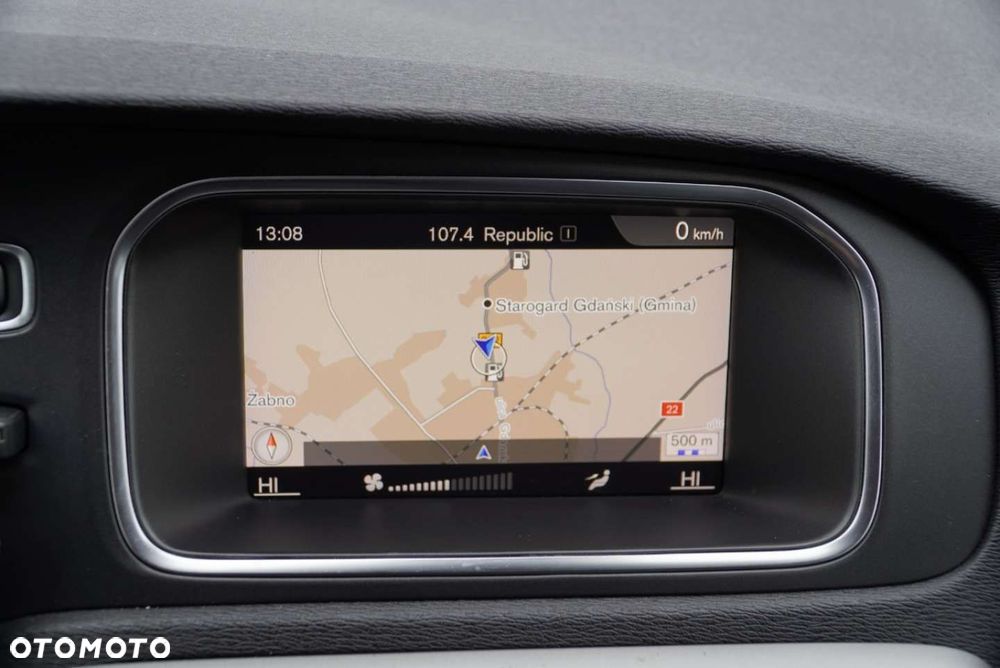 Volvo V40 T2 Geartronic Momentum - 19