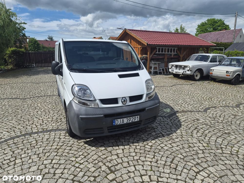 Renault Trafic - 2