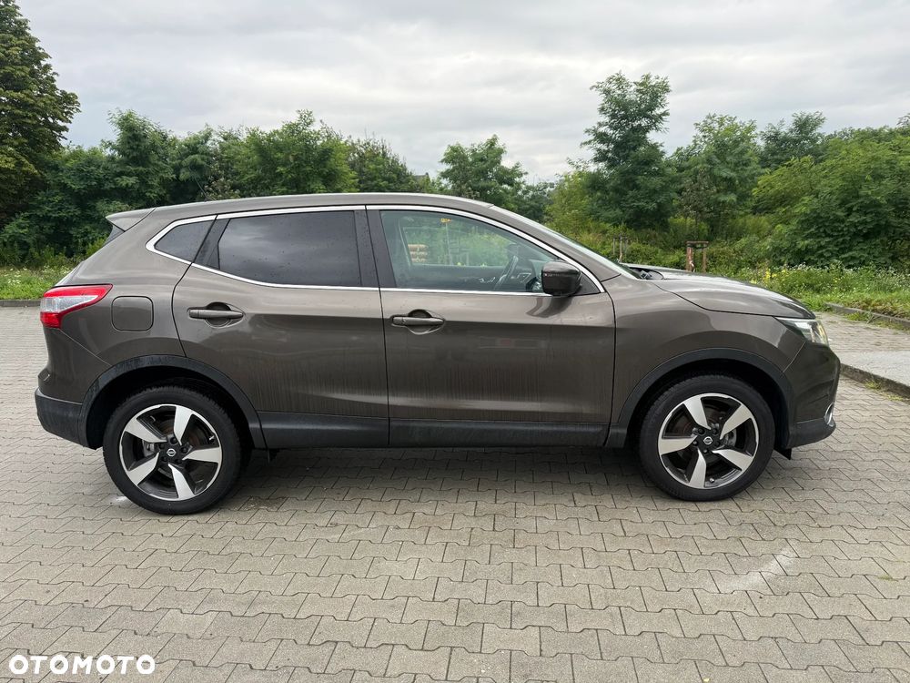 Nissan Qashqai 1.2 DIG-T Xtronic TEKNA+ - 3