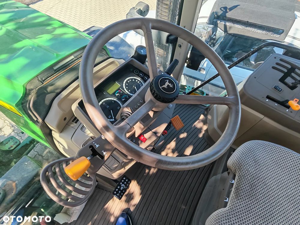 John Deere 6125M - 14