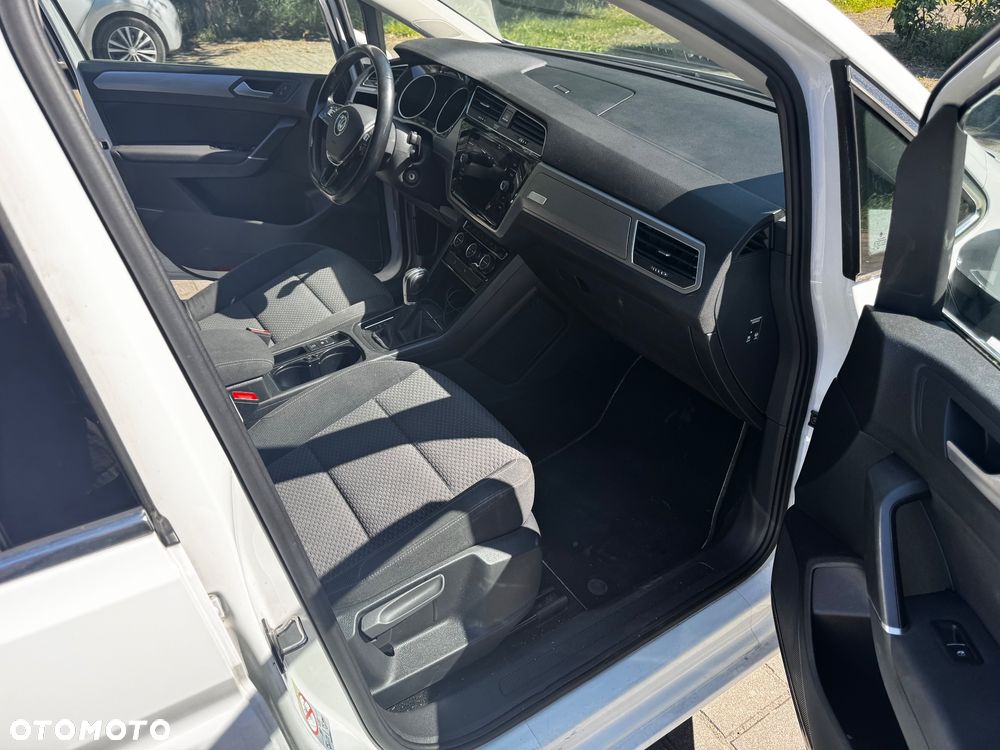 Volkswagen Touran 1.4 TSI BMT Comfortline DSG - 19