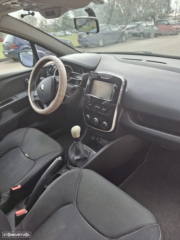 Renault Clio Sport Tourer Energy dCi 90 Start & Stop Dynamique - 4