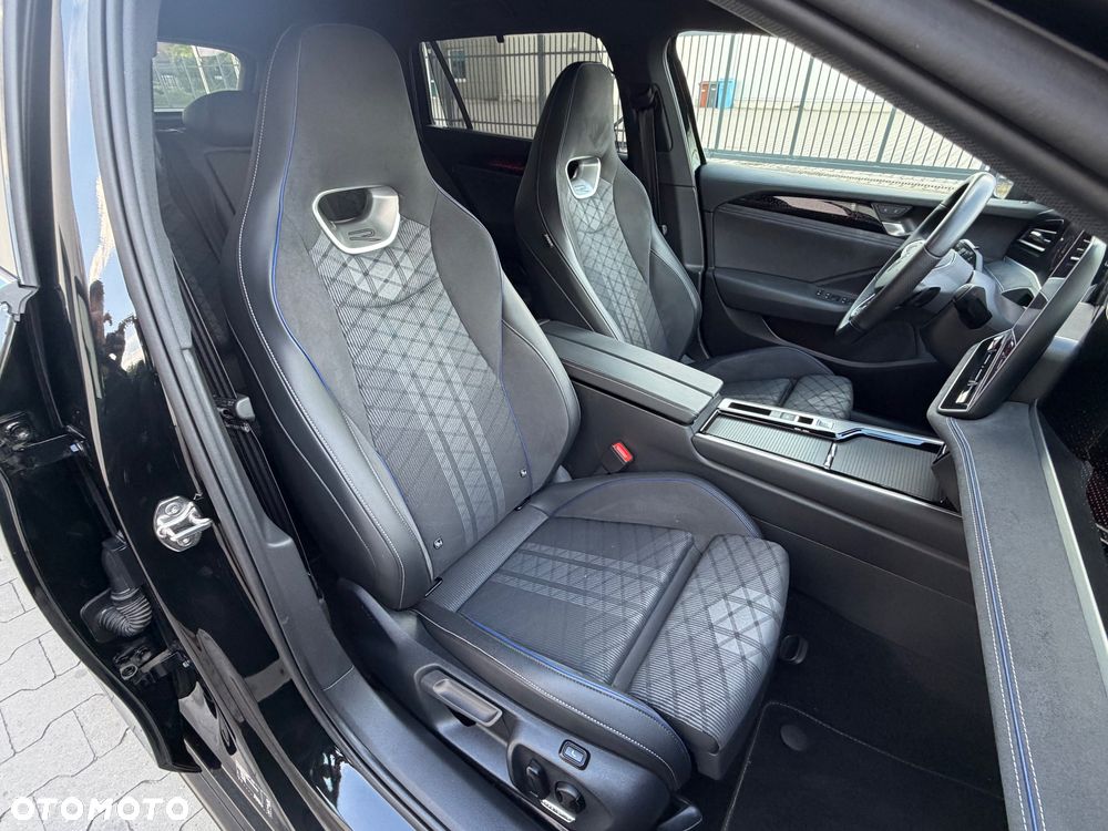 Volkswagen Passat Variant 2.0 TDI SCR DSG R-Line - 21