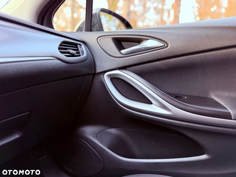 Opel Astra 1.4 Turbo 120 Jahre - 31