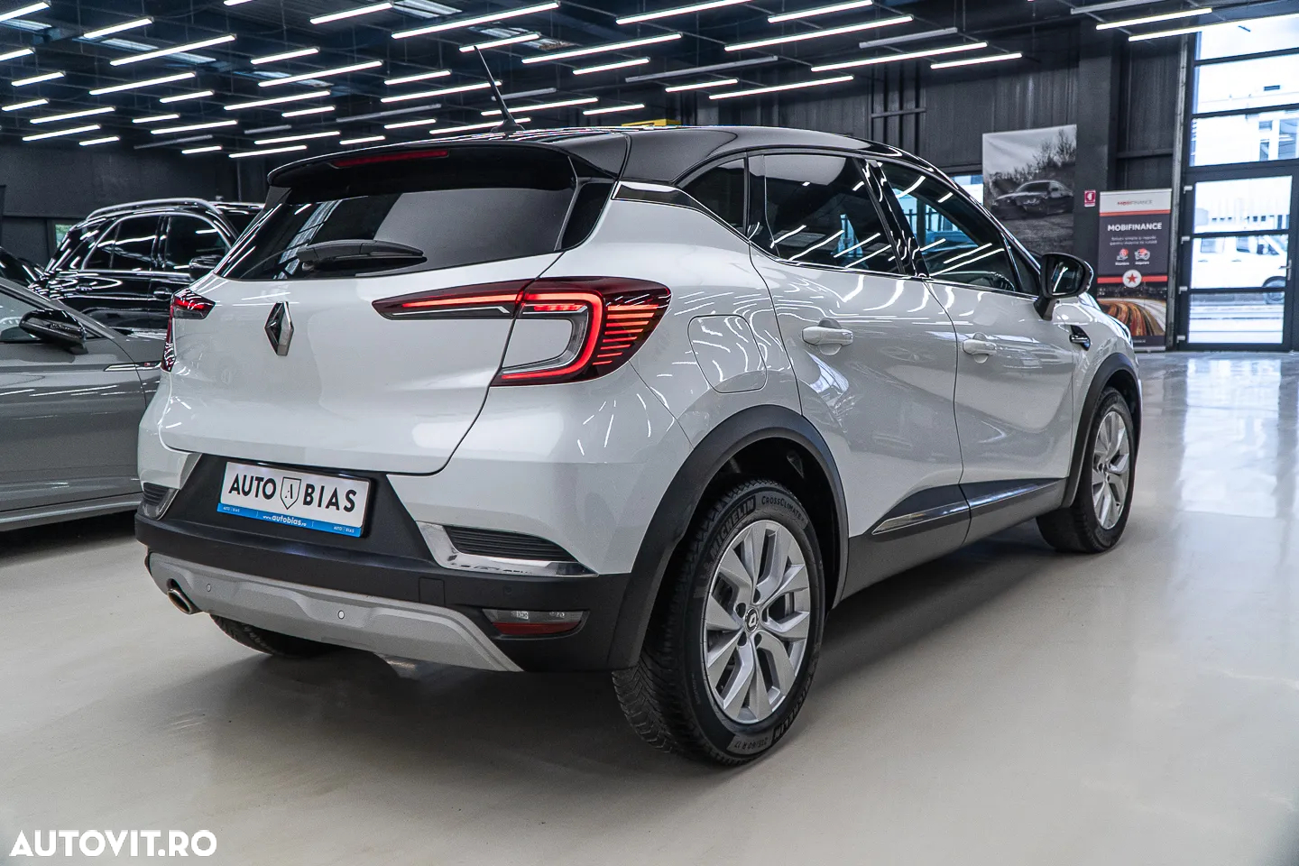Renault Captur TCe Mild Hybrid 140 EDC GPF EVOLUTION - 7