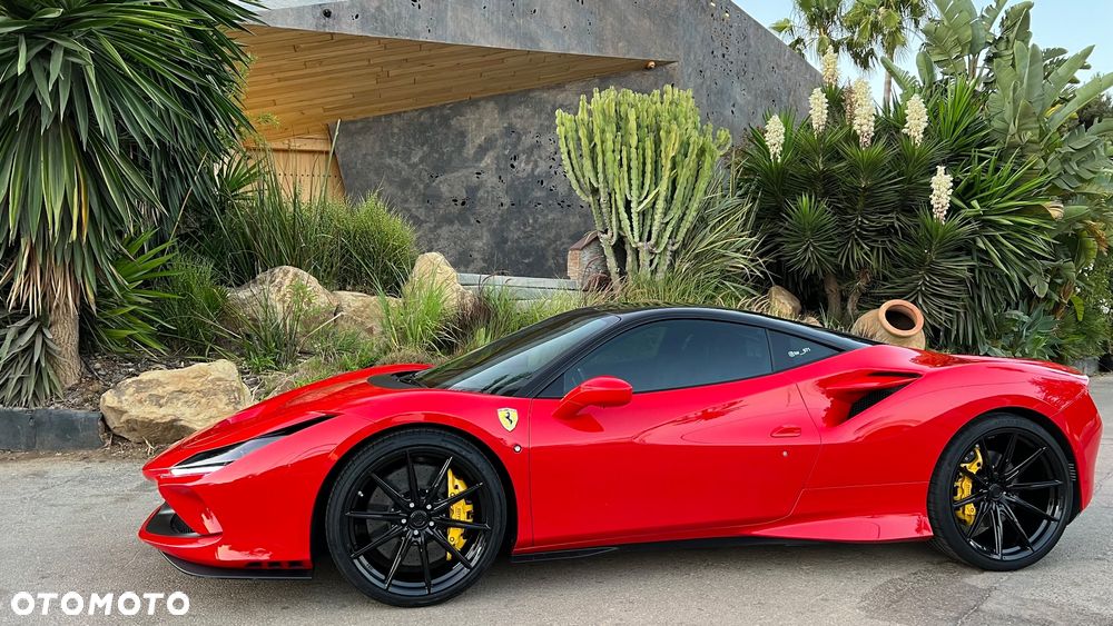 Ferrari F8 Tributo - 27
