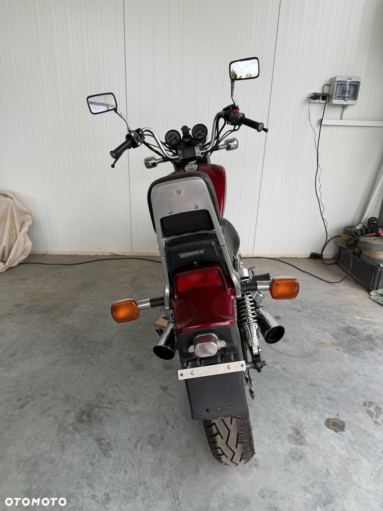 Honda VT - 5