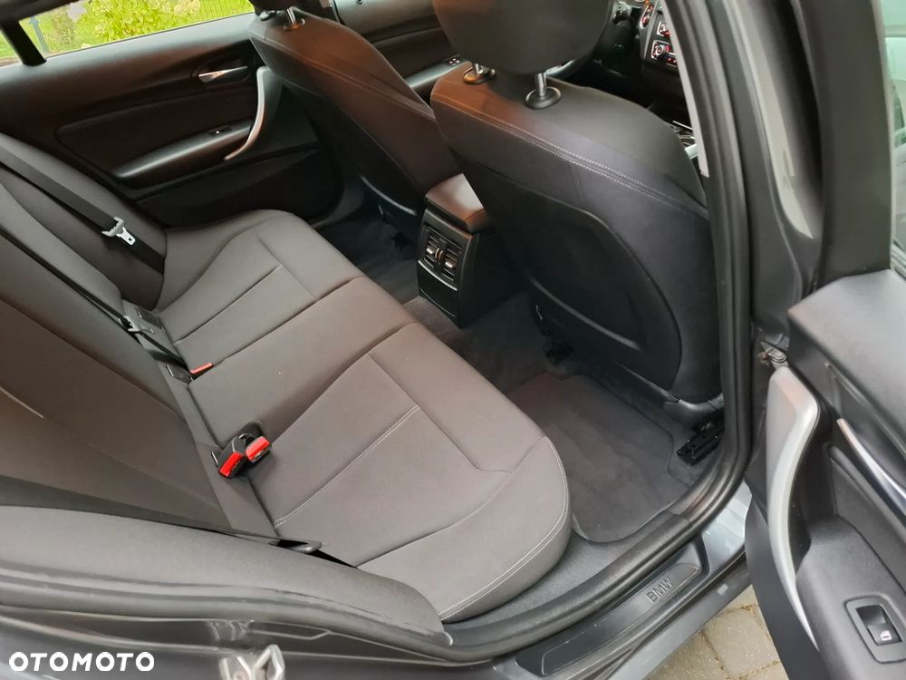 BMW Seria 1 116i Sport Line - 17