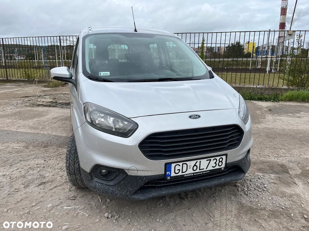 Ford Transit Courier Ambiente - 4