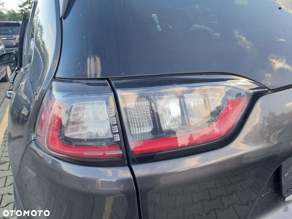 JEEP CHEROKEE V KL Lift 2018-2023 Komplet lamp tył LEWA PRAWA LED ORG EU - 1