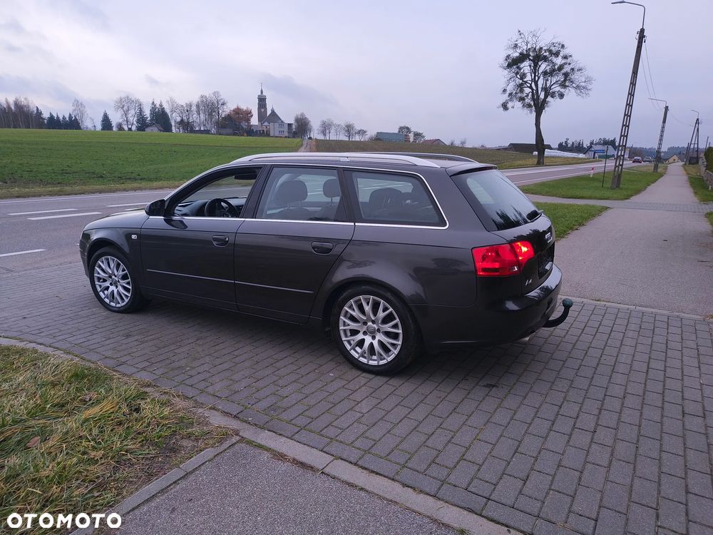 Audi A4 Avant - 4