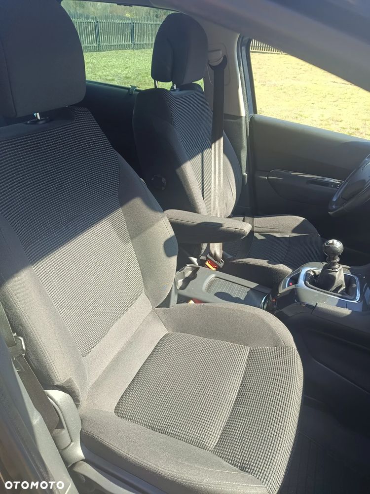 Peugeot 5008 2.0 HDi Active - 6