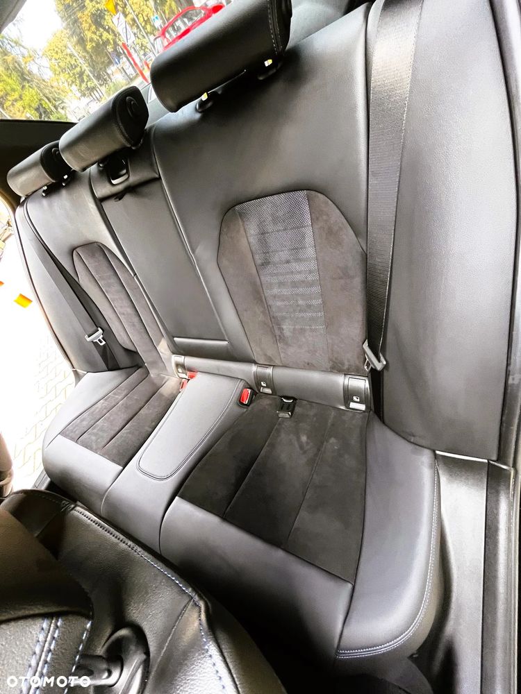 BMW Seria 3 318i M Sport - 18